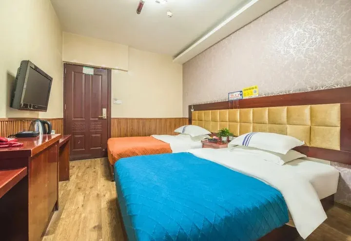 Сичан: Donghao Hotel (Xichang tourism distribution center store)(东浩酒店(西昌旅游集散中心店))