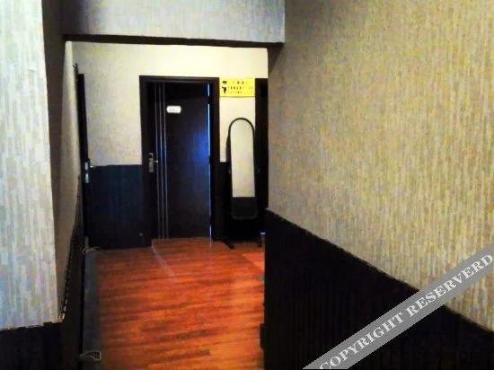 Чэнду: Chenghong Hotel