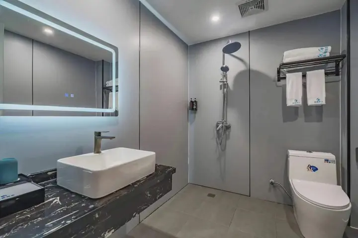 Хойчжоу: Shunyi Hotel
