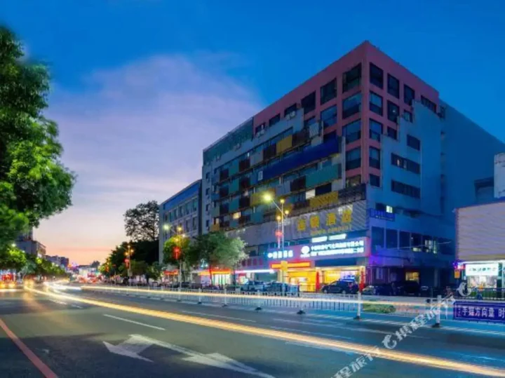 Хойчжоу: Shunyi Hotel