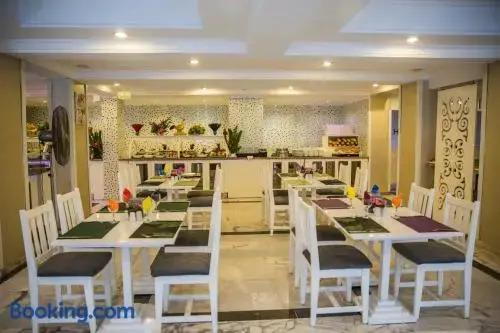 Мармарис: Halici Otel Marmaris