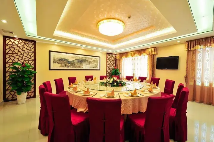 Ханчжоу: Qiandaohu Sweetome Vacation Hotel (Dawn Erdu)