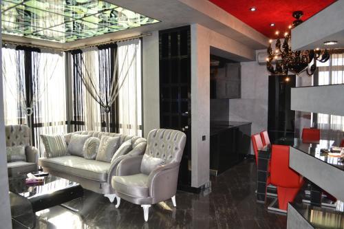Ереван: ARMT Penthouse near Republic Square