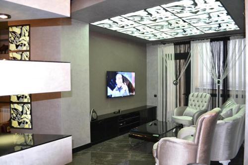 Ереван: ARMT Penthouse near Republic Square