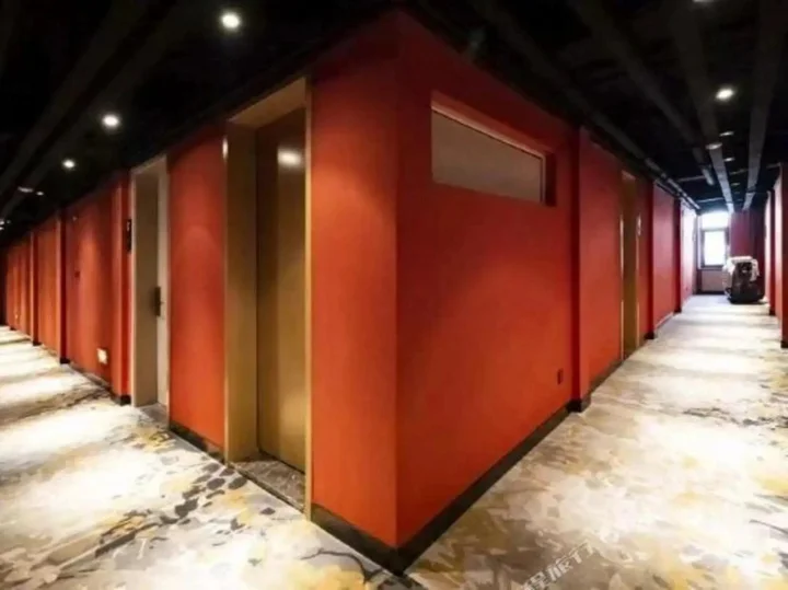 Шэньян: Super 8 Hotel Shenyang Wu Ai