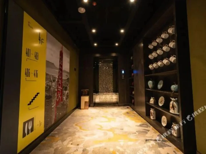Шэньян: Super 8 Hotel Shenyang Wu Ai