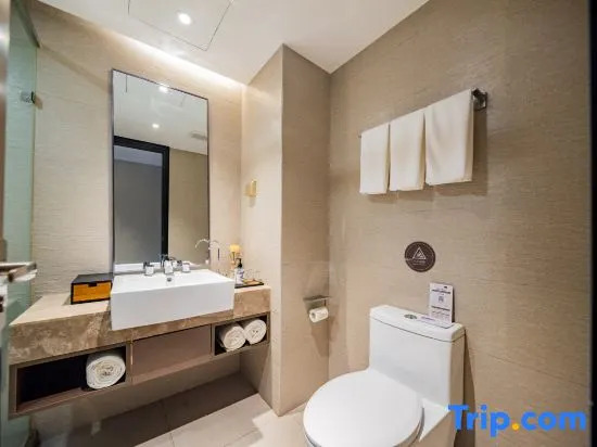 Чэнду: Homeinn Plus Hotel (Chengdu East Railway Station Chengyu Interchange Subway Station)