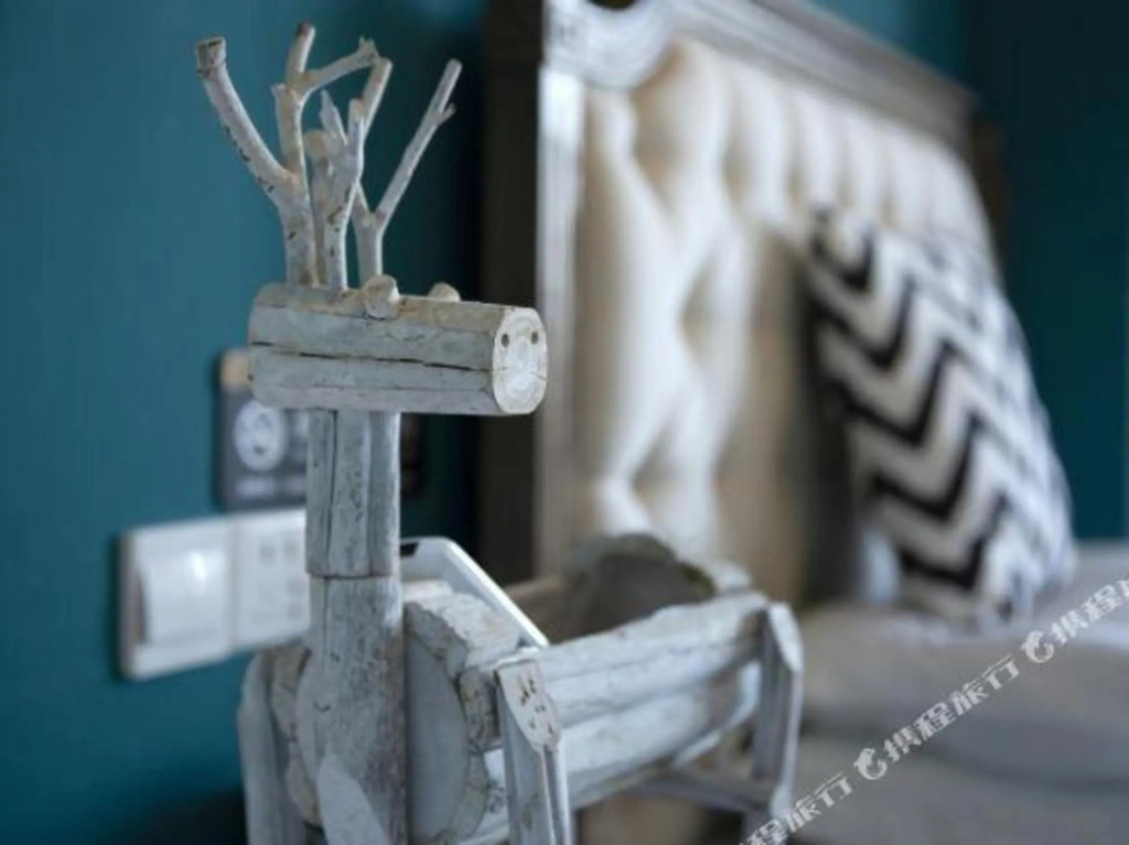carousel image 1