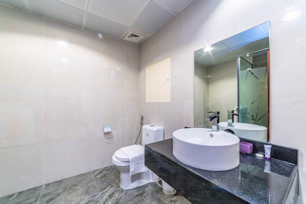 Дубай: City Nights JBR 4 bedroom sadaf 4