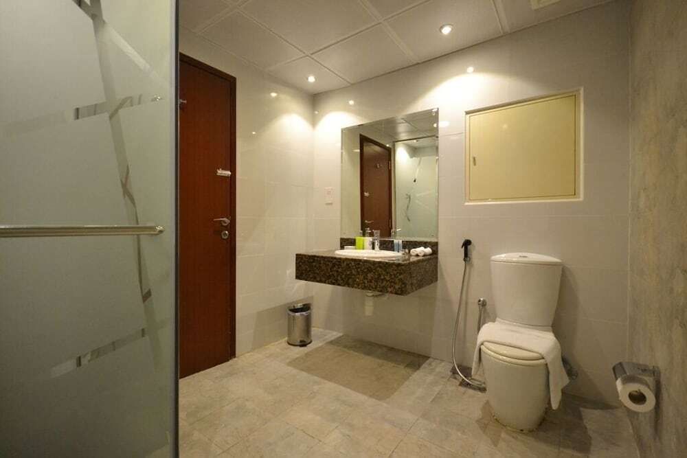 Дубай: City Nights JBR 4 bedroom sadaf 4