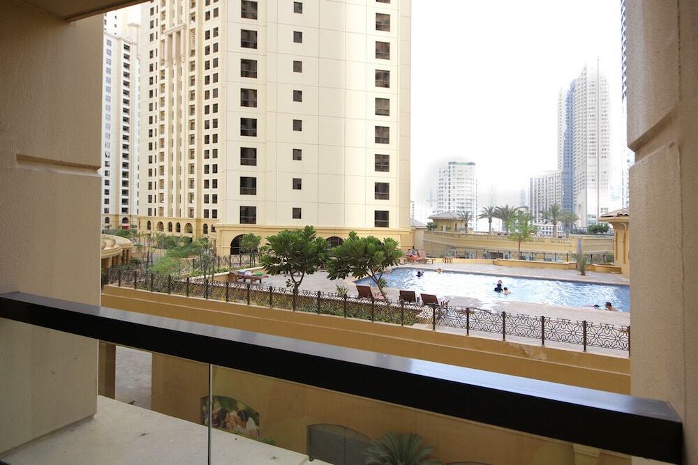 Дубай: City Nights JBR 4 bedroom sadaf 4