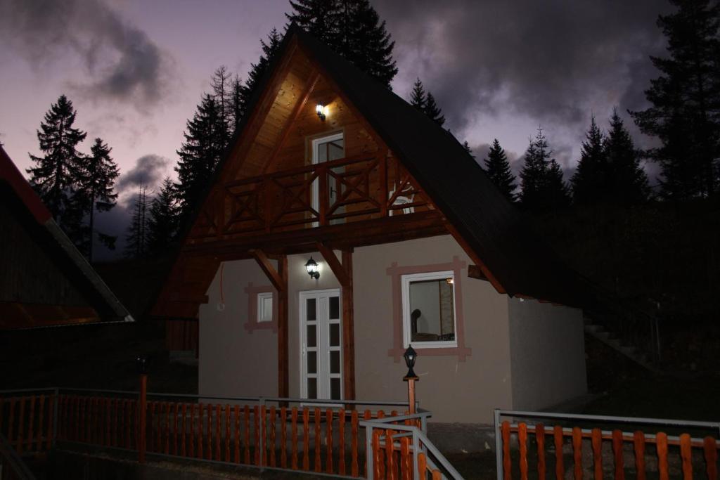 Жабляк: Apartmani RUNOLIST