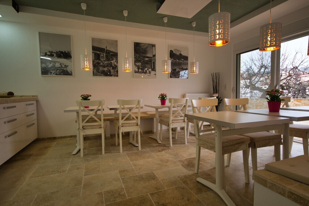 Ульцинь: Hotel Villa Jolyn
