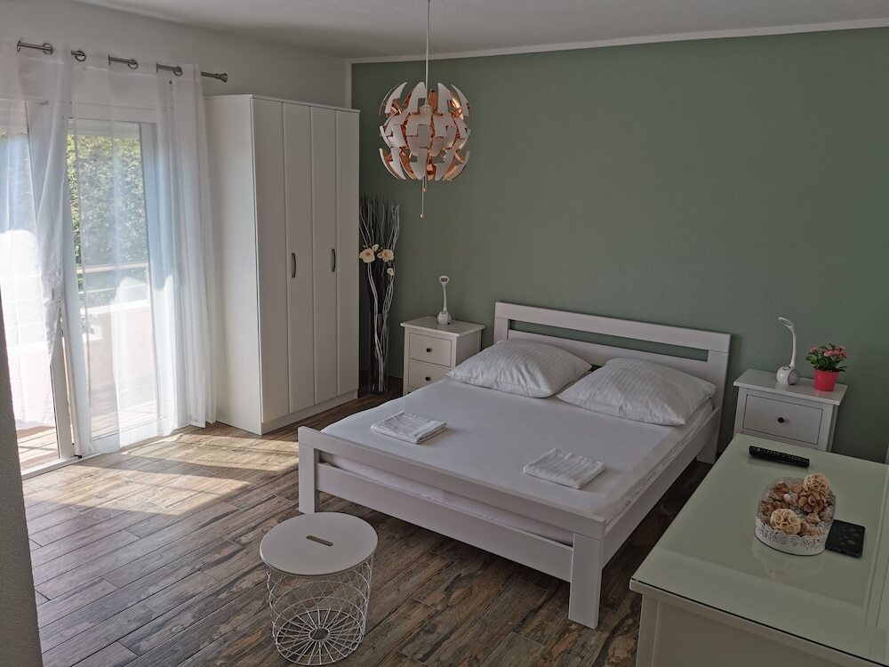 Ульцинь: Hotel Villa Jolyn