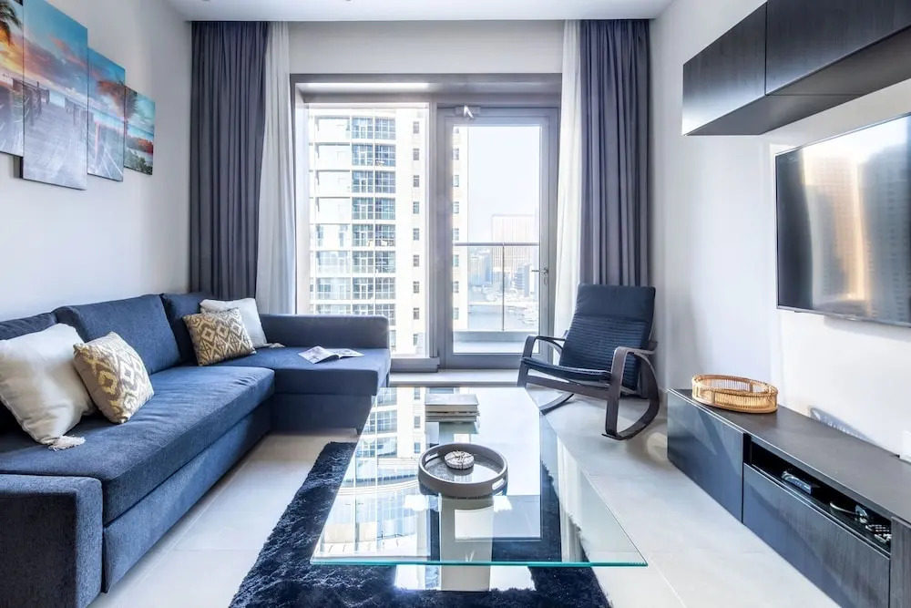 Дубай: Frank Porter Sparkle Tower