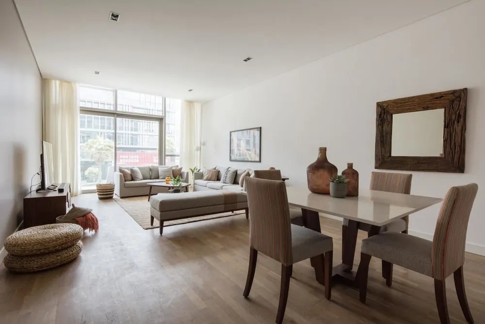 Дубай: Mawiya 103 In Dubai With 1 Bedrooms And 2 Bathrooms