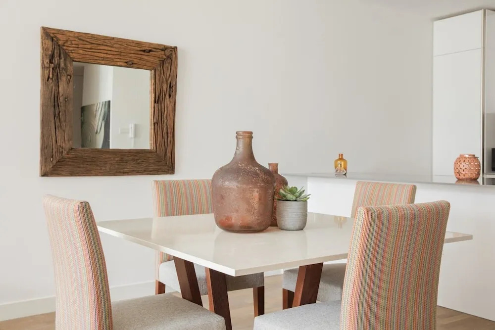 Дубай: Mawiya 103 In Dubai With 1 Bedrooms And 2 Bathrooms