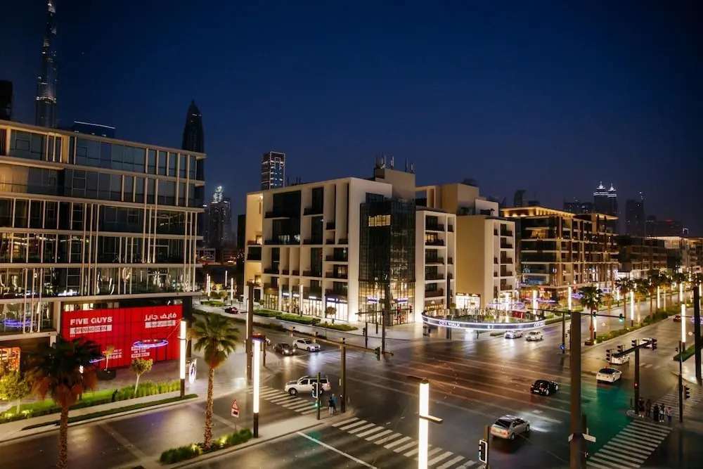 Дубай: Mawiya 103 In Dubai With 1 Bedrooms And 2 Bathrooms