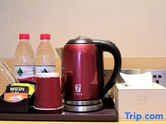 Хойчжоу: 7天优品酒店（惠阳国际材料城店）