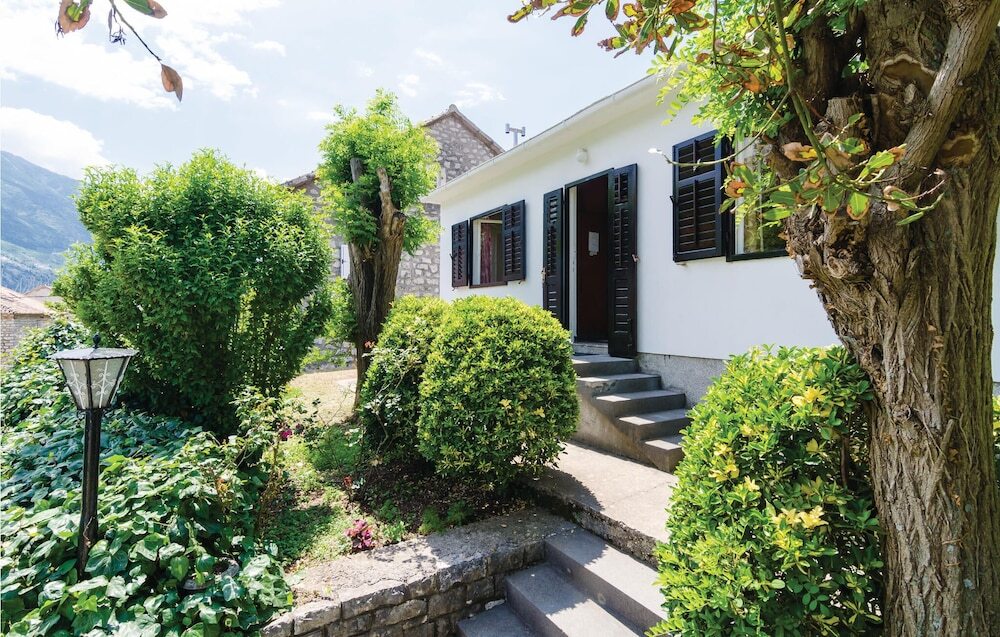 Доброта: Beautiful Home in Kotor With Wifi and 1 Bedrooms