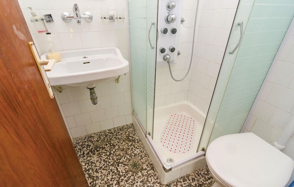 Доброта: Beautiful Home in Kotor With Wifi and 1 Bedrooms