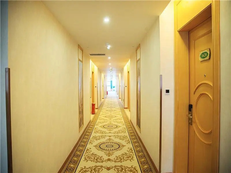 Чунцин: Vienna 3 Best Hotel Chongqing Tongliang Qianneng Building