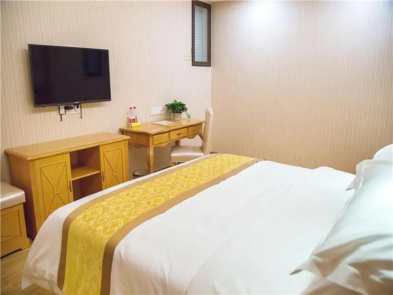 Чунцин: Vienna 3 Best Hotel Chongqing Tongliang Qianneng Building