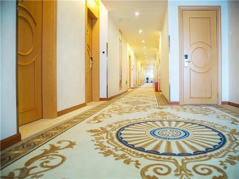 Чунцин: Vienna 3 Best Hotel Chongqing Tongliang Qianneng Building