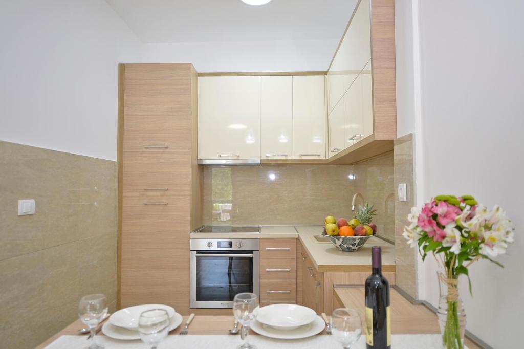 Котор: Apartments Posto Capitano 0202