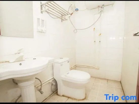 Урумчи: Renhe Hotel (Urumqi Yashan Middle Road)