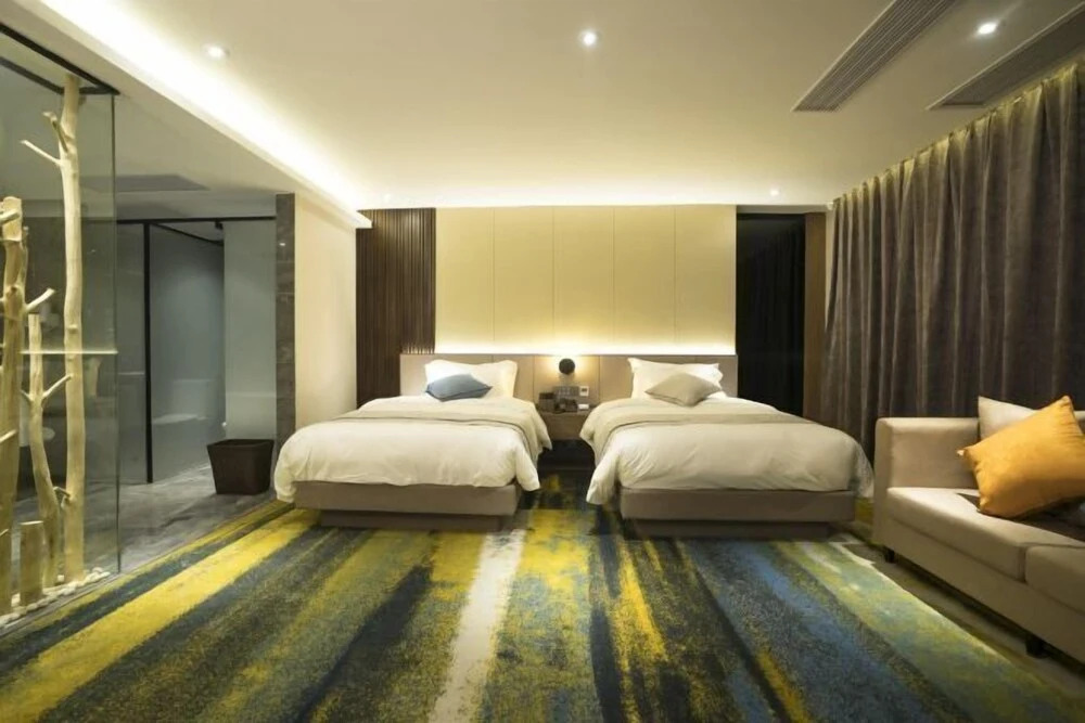 Янгиианг: Star Hyatt Smart Hotel