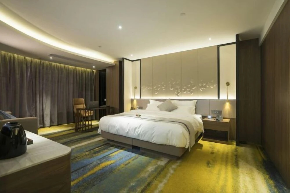 Янгиианг: Star Hyatt Smart Hotel