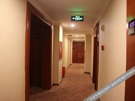 Лучжоу: Oyo Luzhou Huitong Hotel