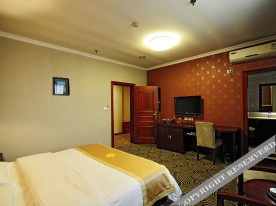 Лучжоу: Oyo Luzhou Huitong Hotel