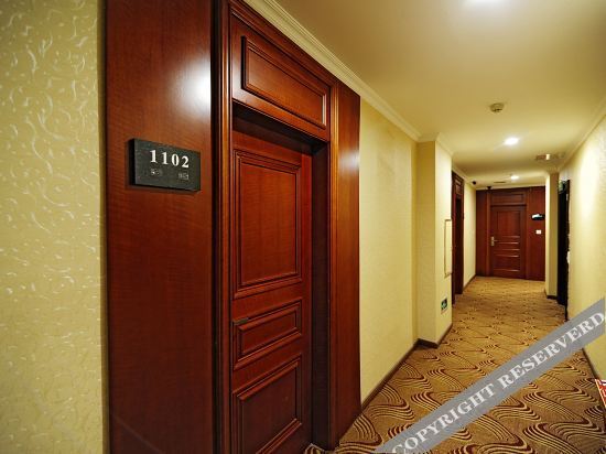 Лучжоу: Oyo Luzhou Huitong Hotel