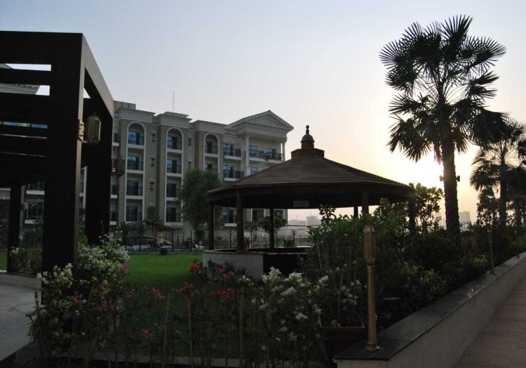 Дубай: Resort Style Furnished Apartment