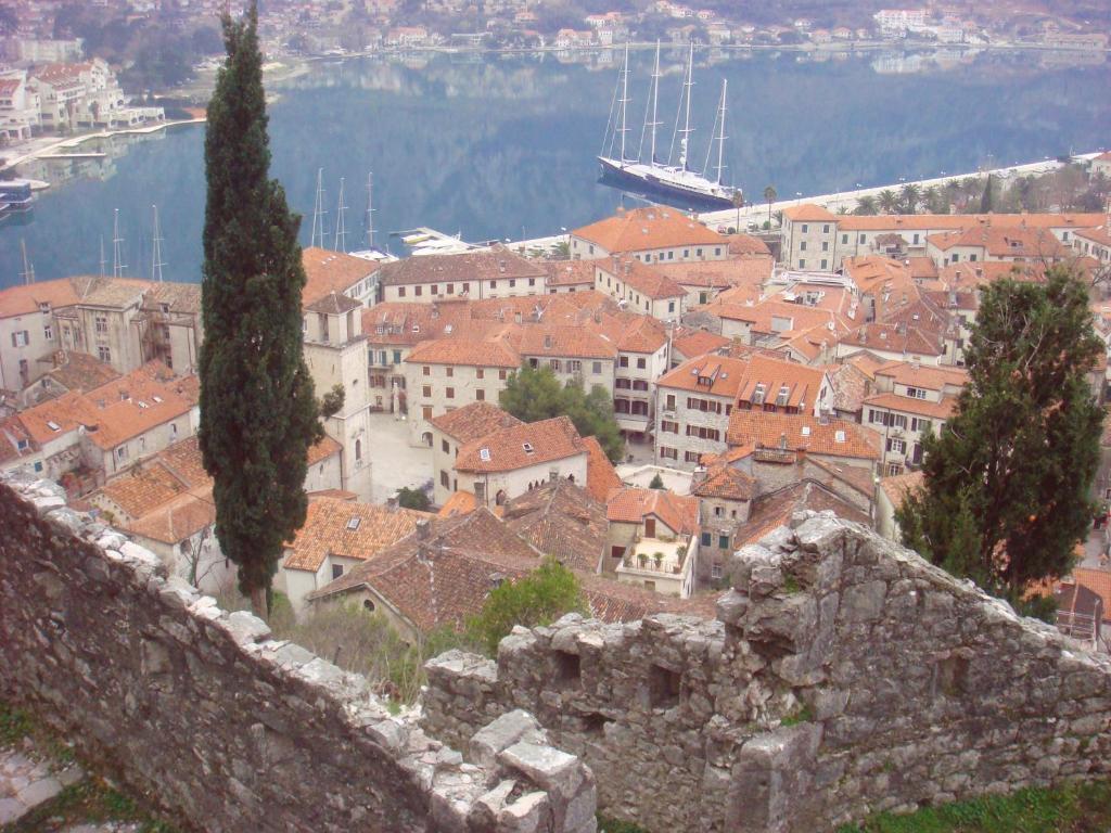 Доброта: Charming apartment in Kotor