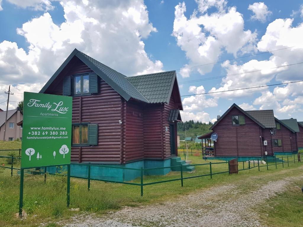 Жабляк: Family lux Apartments