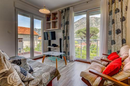 Доброта: Apartments Frezija