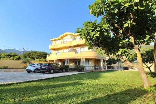 Бар: Apartmani Čejović
