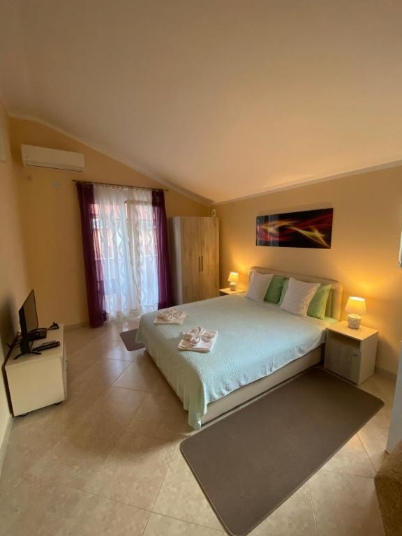 Будва: Apartmani Raskovic