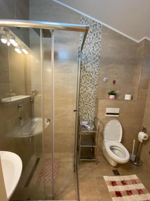 Будва: Apartmani Raskovic