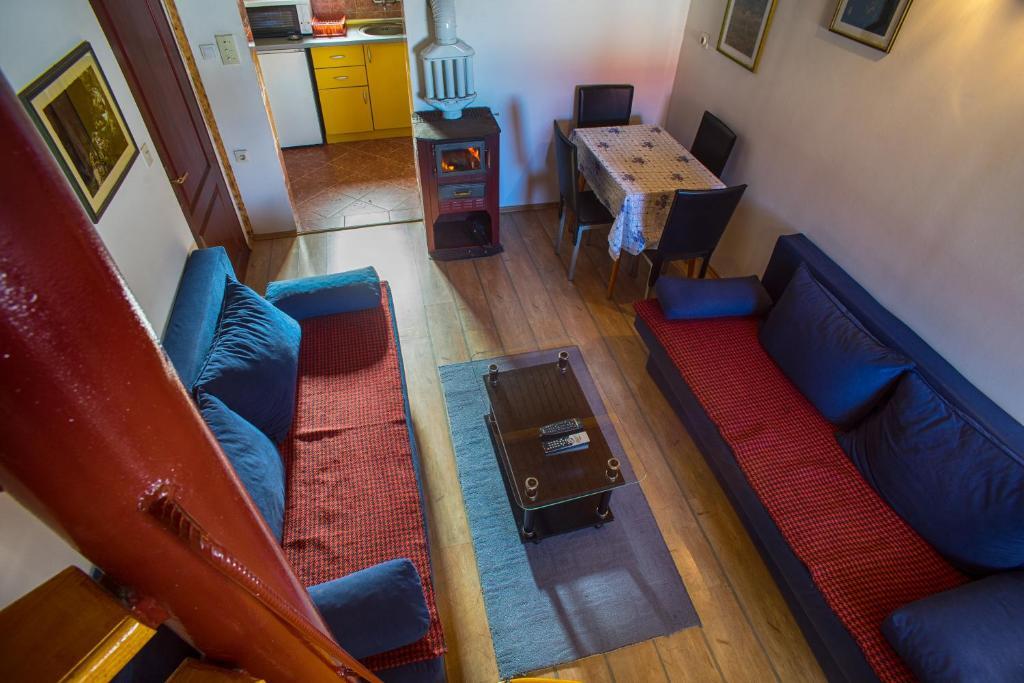 Жабляк: Guest house Jezera