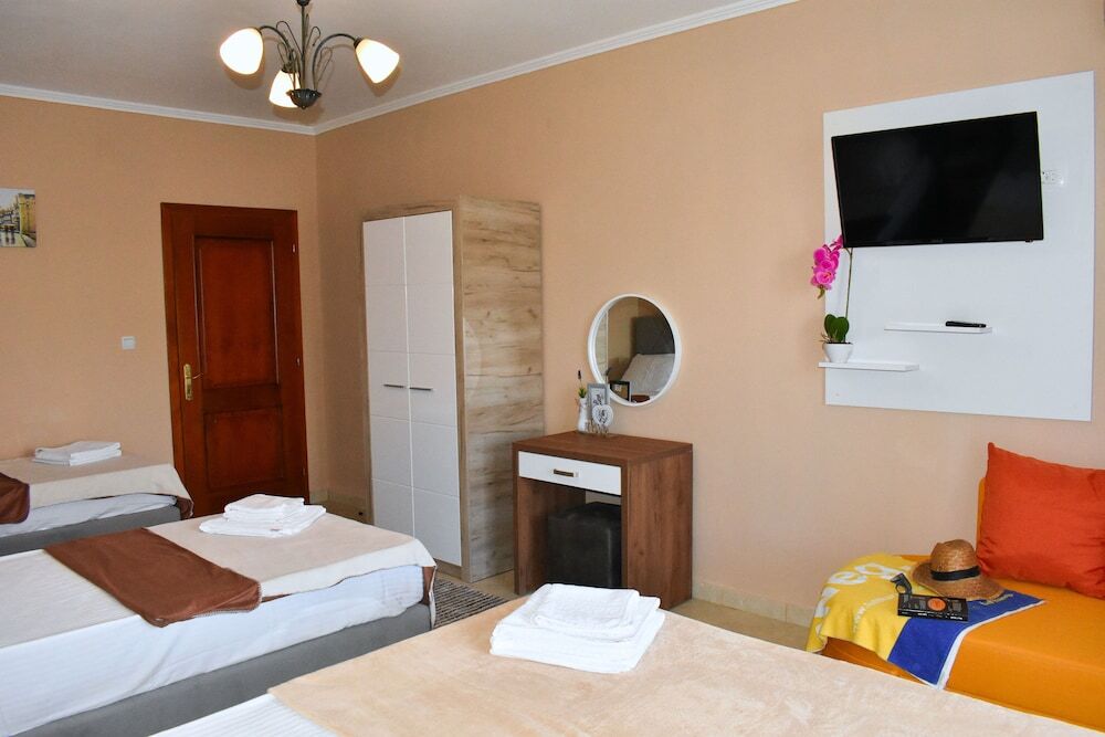 Ульцинь: Apartments Aristokrata