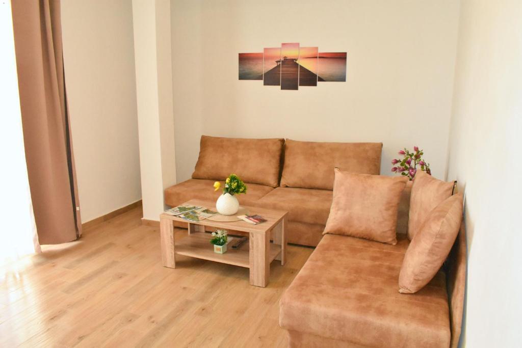 Ульцинь: Apartments Aristokrata