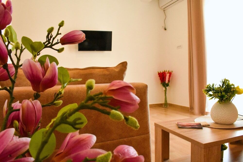 Ульцинь: Apartments Aristokrata