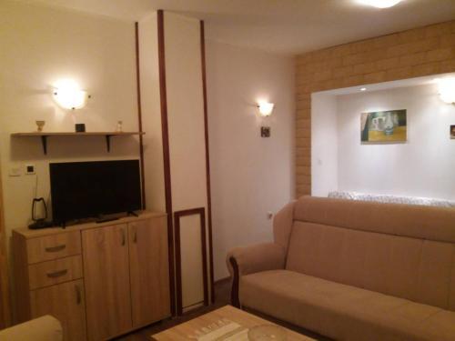 Жабляк: Apartments Beka