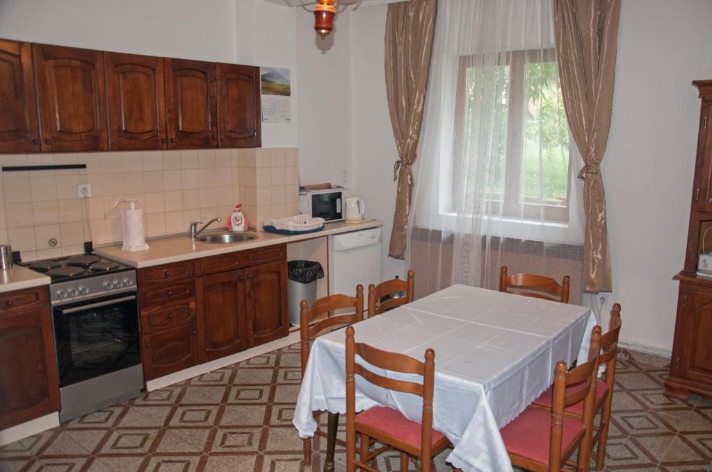 Херцег-Нови: Vuksanovic Apartment