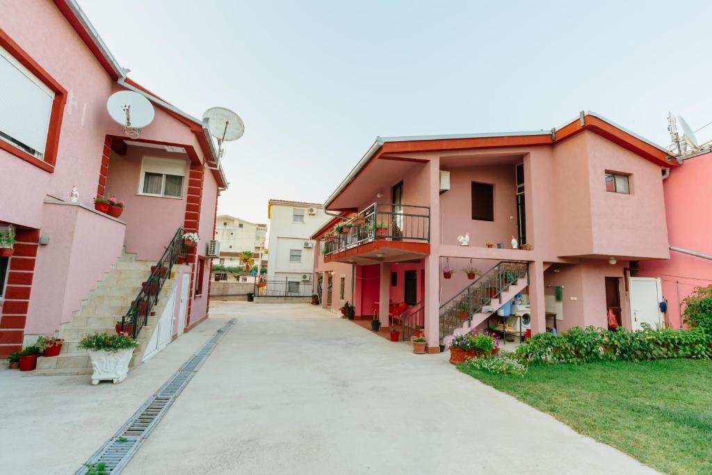 Ульцинь: MC Apartments