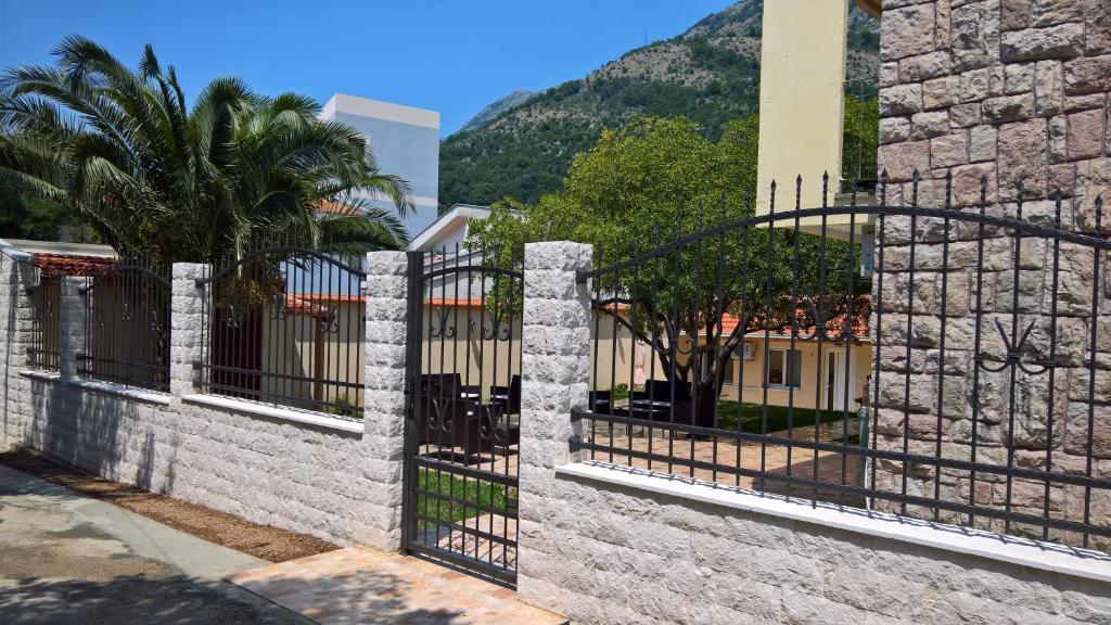 Сутоморе: Apartments Villa Jagoda
